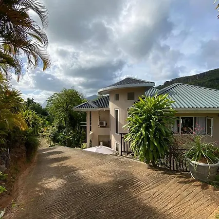 South Hill Villa